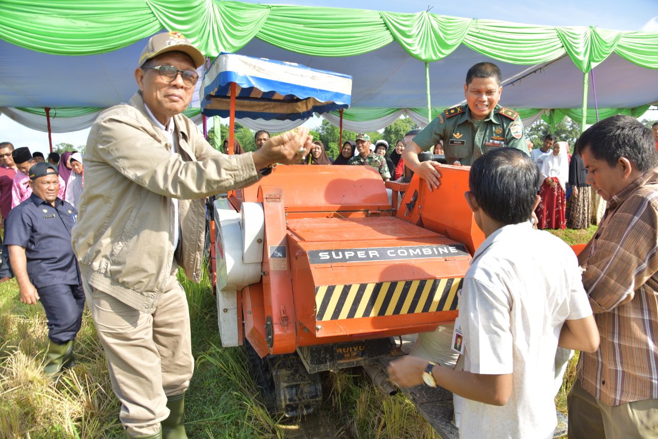 Innovasi Teknologi dan Mekanisasi Pertanian Untuk Peningkatan Produksi dan Pendapatan 