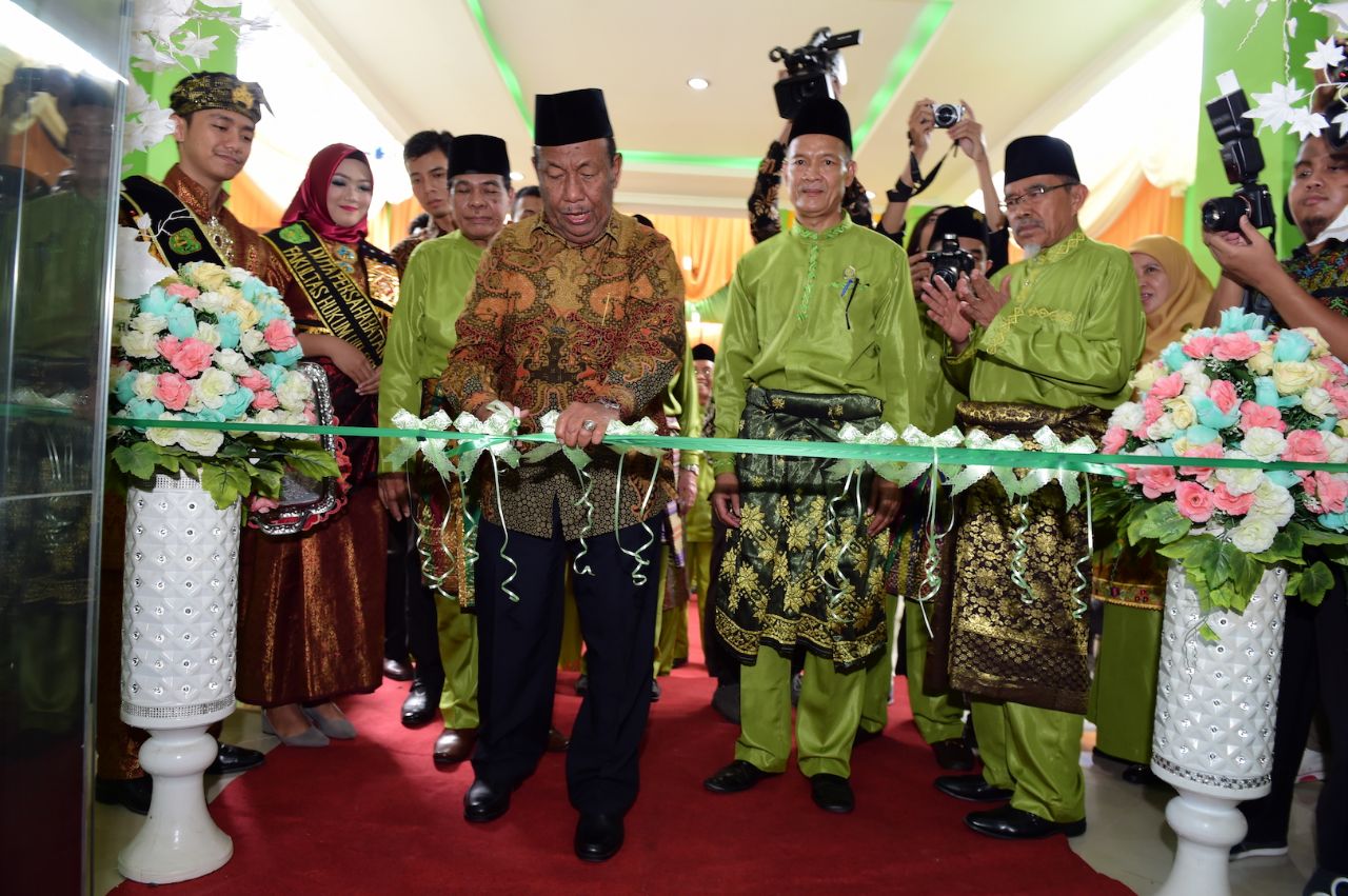 Diresmikan Gubernur, YLPI Riau MIliki Gedung Baru Dua Lantai di Kampus UIR