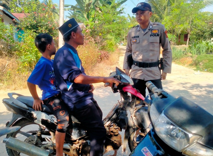Pastikan Keamanan Menjelang Ramadhan, Polsek Simpang Kanan Lakukan Patroli