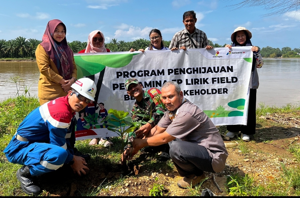 Pertamina EP Lirik dan Tiga Desa Tanam 1000 Pohon Aren di DAS Indragiri Hulu  