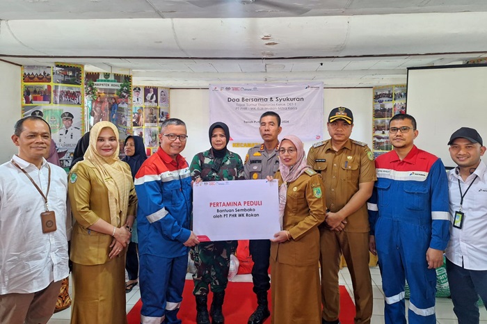 Syukuran Tajak Sumur Eksplorasi MNK Kelok di Blok Rokan, PHR Bagikan Ratusan Sembako ke Warga