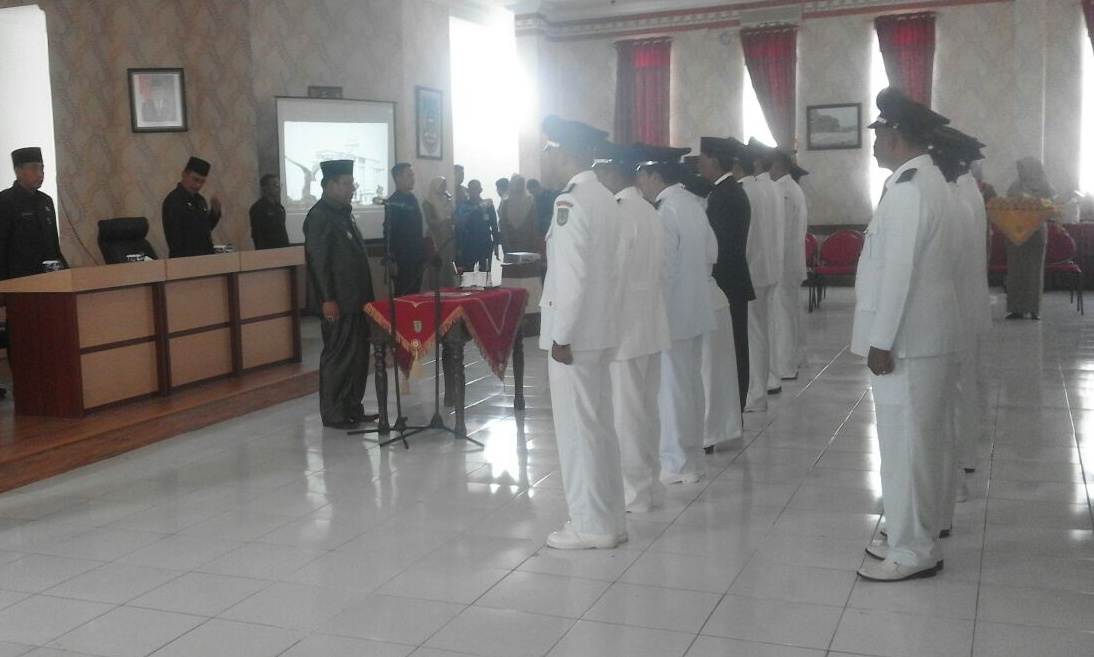 Wabup Lantik 17 ASN Sebagai Pj Datuk Penghulu