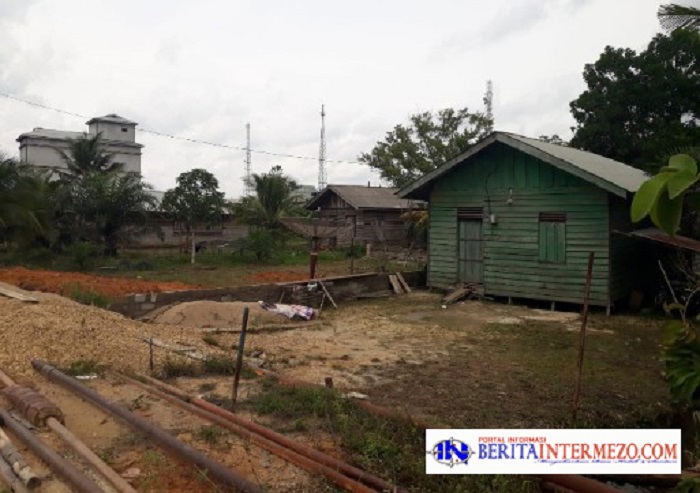 Potret Kehidupan Warga Yang Memprihatinkan Diwilayah Kerja PHE Kampar
