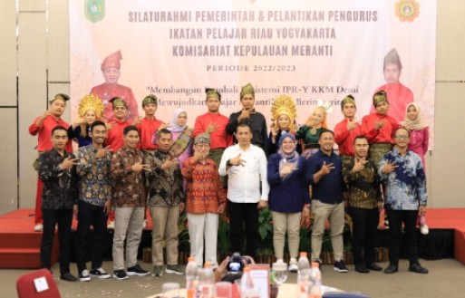 Lantik IPRY Kepulauan Meranti, Bupati Ajak Bangun Daerah Dengan Pendidikan
