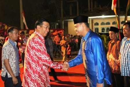 Hadiri Pengukuhan RT, RW 17  Firdaus : RW Harus Mampu Melayani Masyarakat 