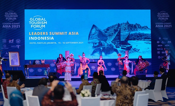 Sandiaga Uno Pimpin Minister Talk di Global Tourism Forum 2021