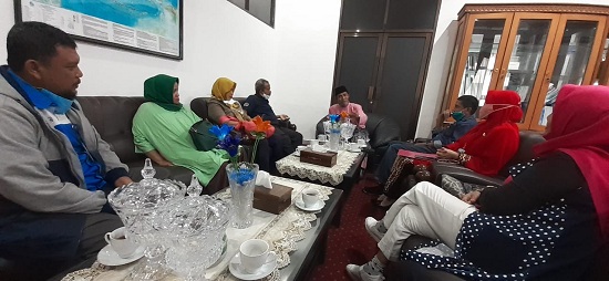   Kembangkan Perikanan Darat, PWI Peduli Konsultasi ke Diskanlut Riau 
