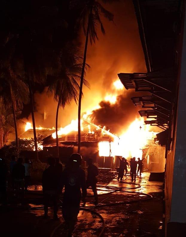 Siswa Wahidin Bersama Ibunya Tewas Terpanggang , 13 Unit Rumah dan Kelenteng Hangus Terbakar 