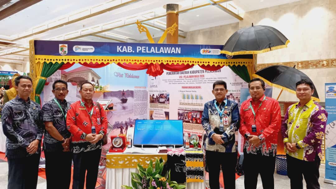 Pemkab Pelalawan Daerah Terbaik 1 di Riau dan 10 Besar Terbaik se-Indonesia