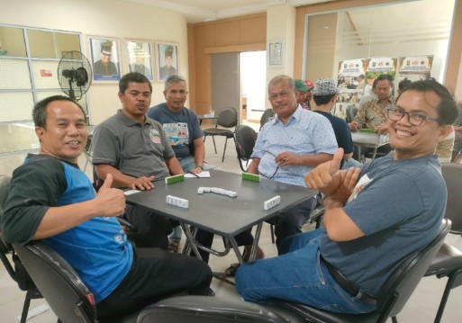 Semarak HPN 2023, Pasangan Zulamansyah-Raja Isyam Azwar Juarai Domino Champion PWI Riau