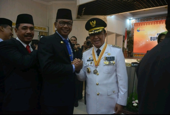 Suyatno Hadiri Pelantikan Bupati Dan Wabup Inhil