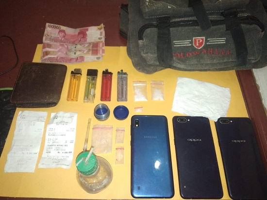 Polres Rohil Amankan Pengedar dan Pemakai Shabu Sedang Transaksi 
