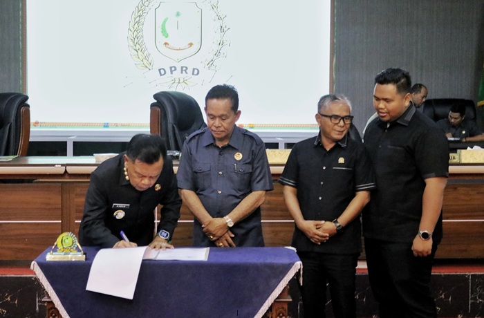Ada 8 Misi, Bupati dan DPRD Meranti Tandatangani Nota Kesepahaman Ranwal RPJMD 2025-2029
