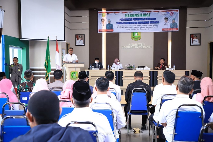  Bupati  Adil : Laporkan Jika Ada yang Tidak Mendukung, Akan Kita Beri Tindakan
