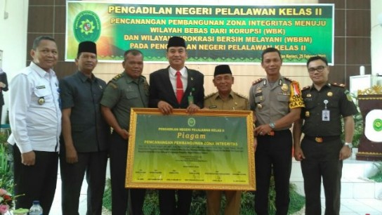 Forkominda Pelalawan Teken WBK dan WBBM Zona Integritas