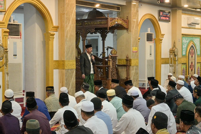 Bupati Rohil dan Masyarakat Doakan Jamah Haji