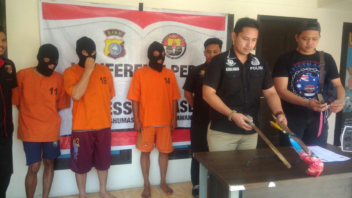 Polres Pelalawan Ciduk Komplotan Spesial Pencuri Ternak