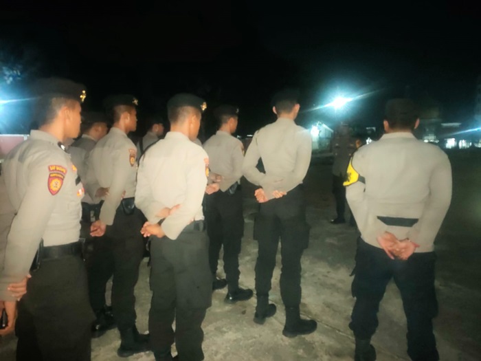 Polsek Simpang Kanan Pamwal Pergeseran Logistik Pemilu 2024 dari PPK ke KPU Rohil