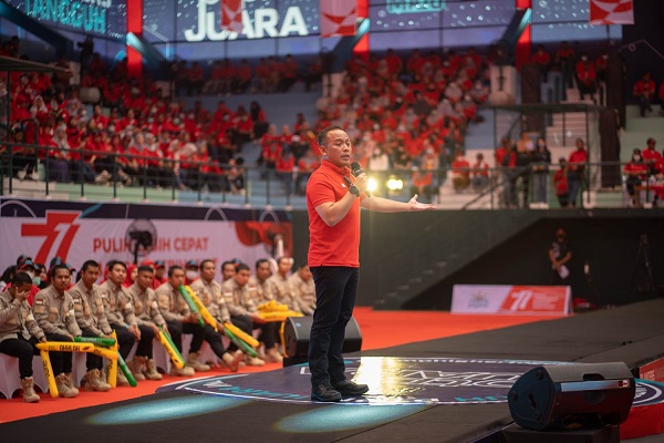 Sukses Transformasi PTPN V, Jatmiko Santosa Dinobatkan 100 Top CEO 2022