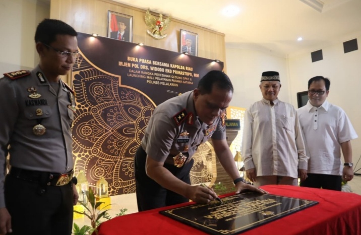 RAPP Hibahkan Gedung Baru SPKT Polres Pelalawan Kepada Kapolda Riau