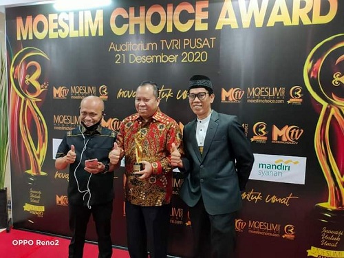 Raih Moslem Choice Award, Bupati Irwan Masuk Tokoh Muslim Berpengaruh di Indonesia