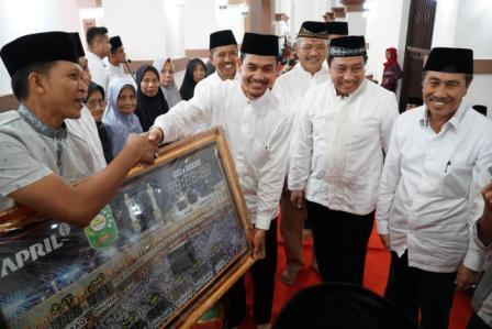 PT RAPP Salurkan Bantuan ke Masyarakat di Siak