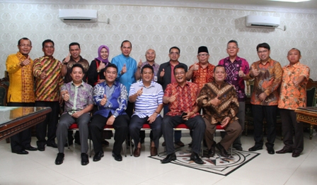  Universitas Riau dan Bank Riau Kepri Bersinergi Jalin Kerjasama
