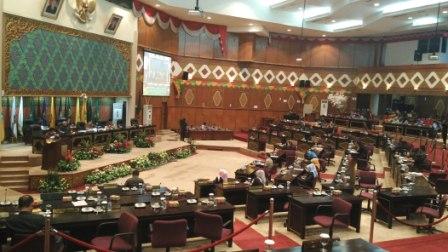 Dewan Riau Sindir Opini WTP Riau 2015