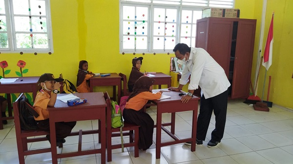 Berikan Motivasi, Wabup Rohil Berkunjung ke Sekolah SDN 002 Bagan Kota