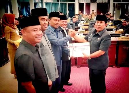 Pemkab Rohul Serahkan KUA-PPAS Senilai Rp 1,2 Triliun