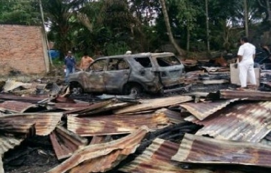 Kebakaran di Sorek, Lima rumah dan Satu Mobil Forturner Hangus Terbakar
