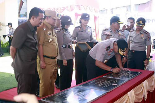 Kapolda Riau Resmikan Polsek Dumai Kota