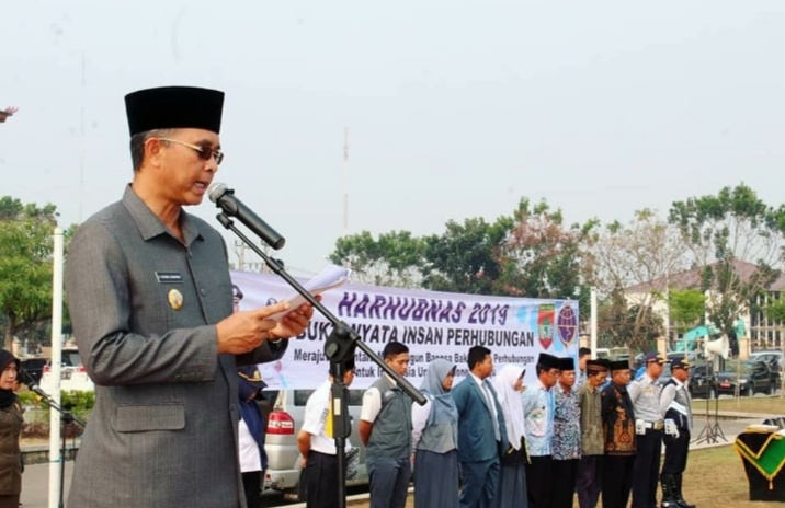 Hendra Gunawan Bupati MURA Pimpin Upacara Harhubnas