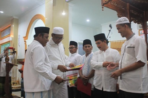  Safari Ramadhan Perdana, Pemkab Rohil Bantu Delapan Masjid di Bangko