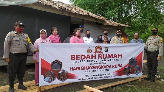 Bupati Meranti Hadiri Pelantikan Pengurus PKDP Periode 2016 - 2021 