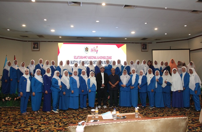 Plt Ketum  IKWI Resmi Ditunjuk Saat Momen Perayaan HPN 2025 di Riau