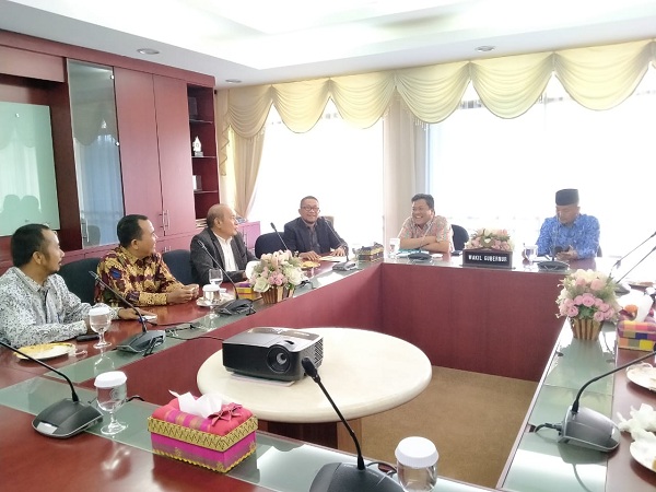 Panitia Minta Gubri dan Wagubri Hadiri Natal Wartawan dan Insan Pers 2019.