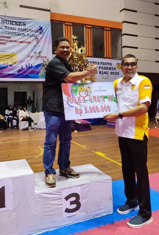 FORKI Pelalawan Juara Umum III di Kejurprov Karate FORKI Riau