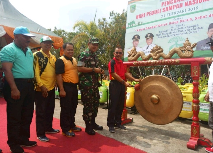 DLH Rohil Canangkan HPSN 2019