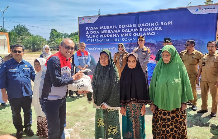 SKK Migas-PT PHR Donasikan Daging Sapi dan 1.000 Paket Pasar Murah di Rohil
