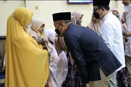 Karyawan PTPN V Salurkan Santunan Rp25 Juta kepada Anak Yatim