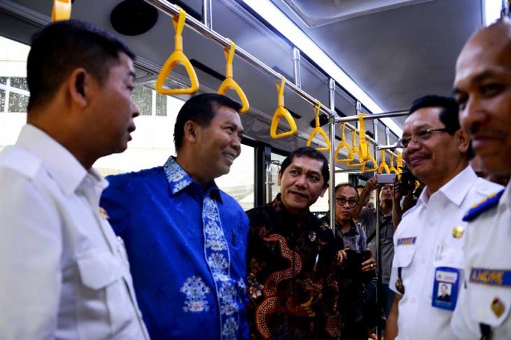 Dioperasikan Di Delapan Trayek, Bus Hibah Persingkat Jarak Tunggu