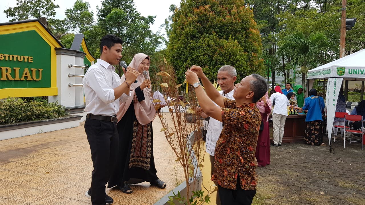 Di Hari Ibu, Rektor UIR Tulis Pesan, 'Muliakan Ibu dan Calon Ibu Insha Allah Syurga akan Menanti Kit