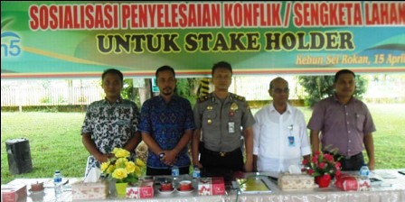  Management PTPN V Se Rokan Gelar Sosialisasi Penyelesaian Konflik Sengketa Lahan