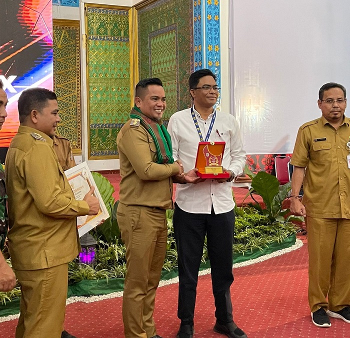 PT RAPP Raih 2 Penghargaan  Pelalawan Tax Award