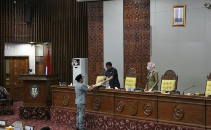 Penyampaian Nota Penjelasan Gubernur Bengkulu Tentang RAPBD-P TA 2020