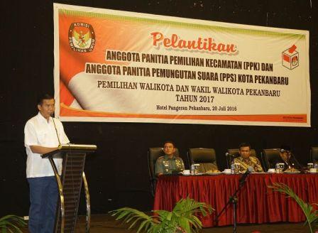Agar Berjalan Sukses, Firdaus Minta PPK dan PPS Pekanbaru Profesional