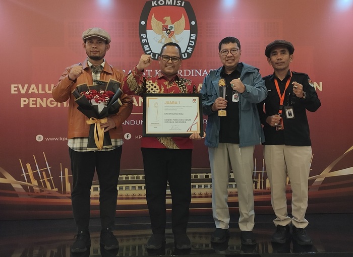 KPU Riau Raih Empat Penghargaan di Akhir Tahun