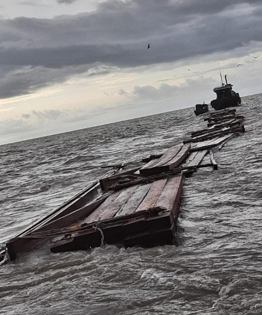 Satpolairud Meranti Amankan Belasan Kubik Kayu Ilog