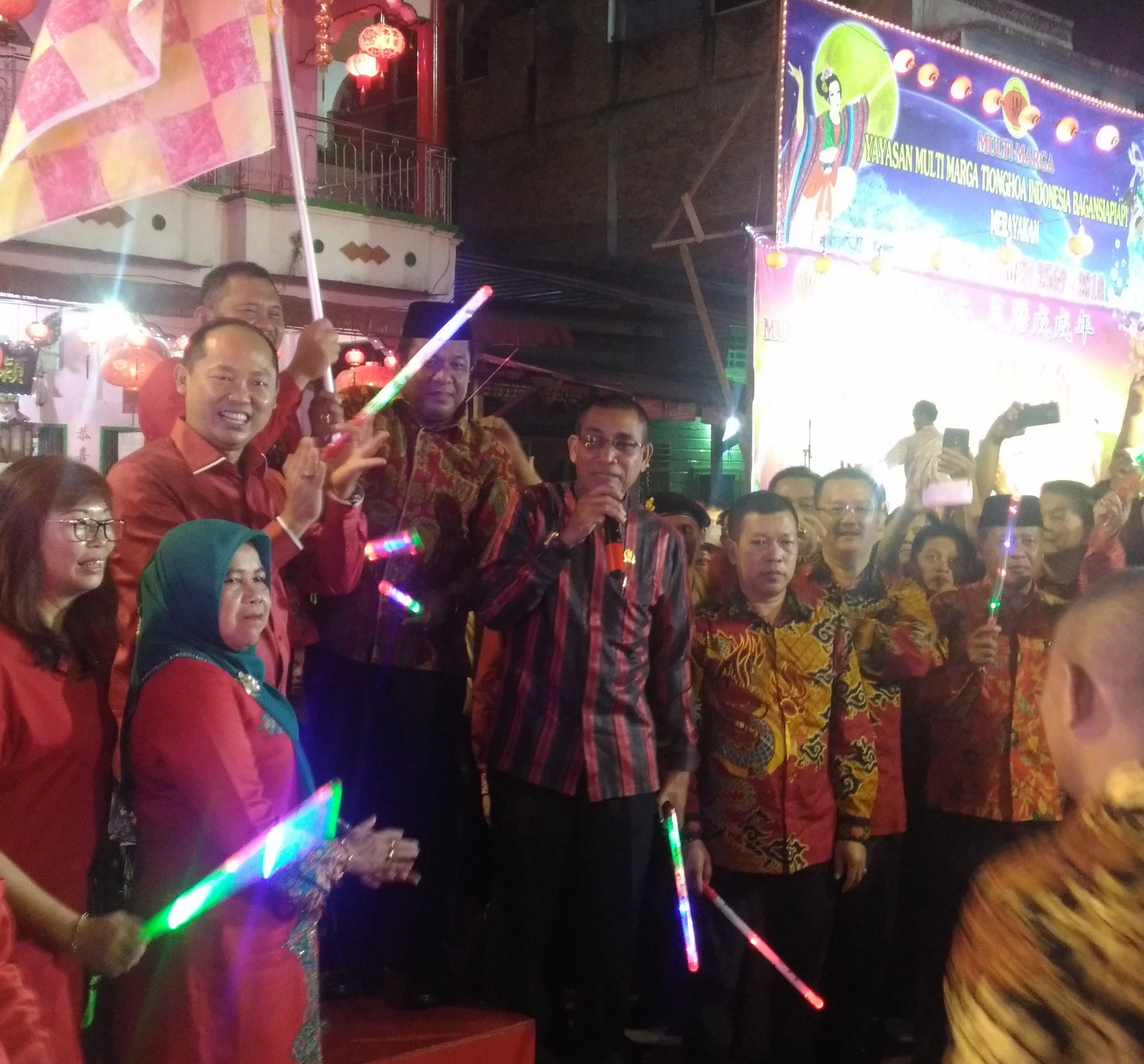 Plt Bupati Lepas Festival Lampion Cap Go Meh